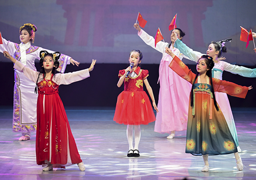 Юные артисты из Амурской области и провинции Хэйлунцзян  выступили на сцене АОДНТ 