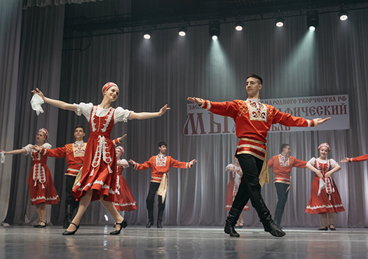 Поздравляем с днём рождения Заслуженный коллектив народного творчества РФ хореографический ансамбль «Мы»!