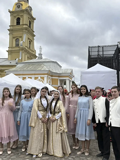 Всероссийский фестиваль-праздник «Вместе мы – Россия!» 638_555х416.jpg