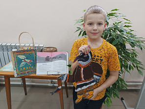 Данилов Максим, картонная кукла-дергунчик «Ворон Кутха», пгт Архара