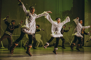 «В краю оленьих троп» - 2018, концерт народного ансамбля северного танца «Дюгэлдын»